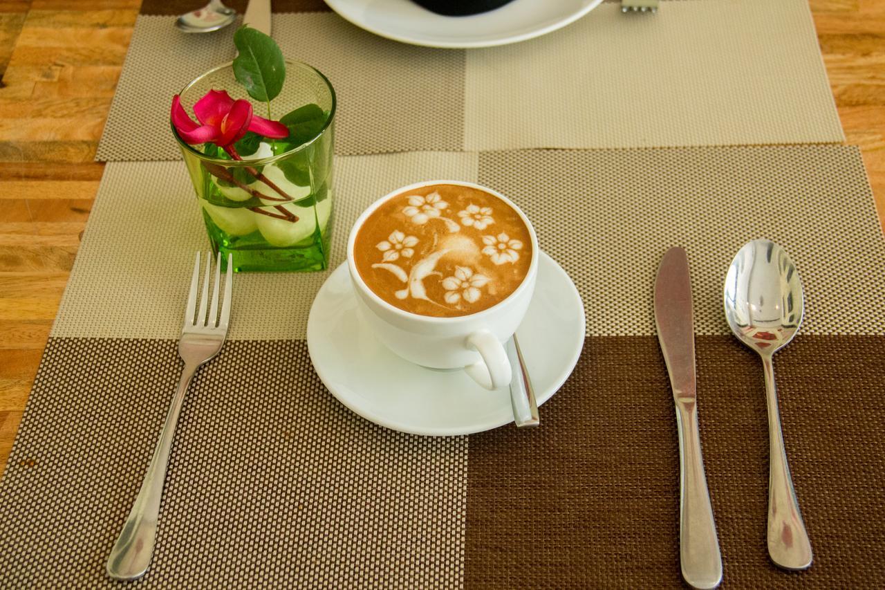 Day Sunrise Boutique Hotel シェムリアップ エクステリア 写真