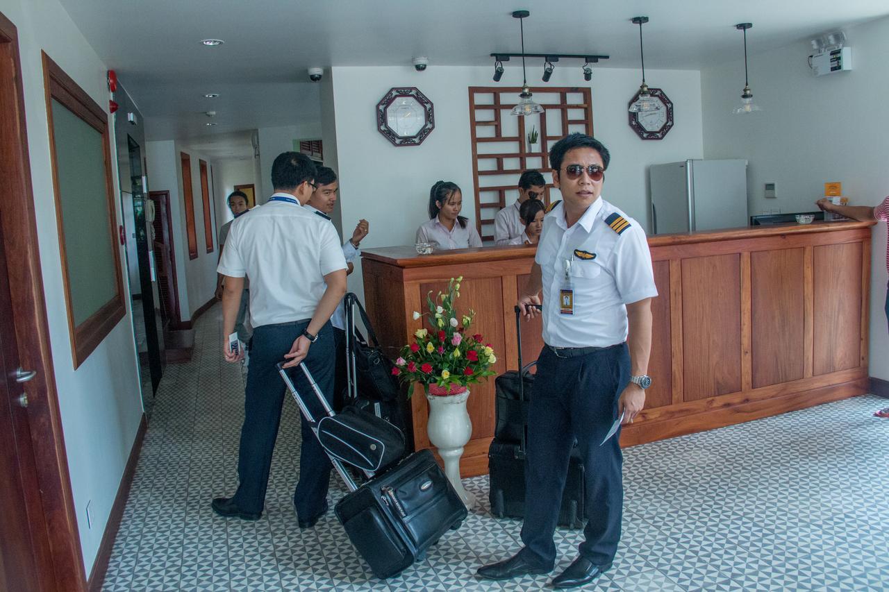 Day Sunrise Boutique Hotel シェムリアップ エクステリア 写真